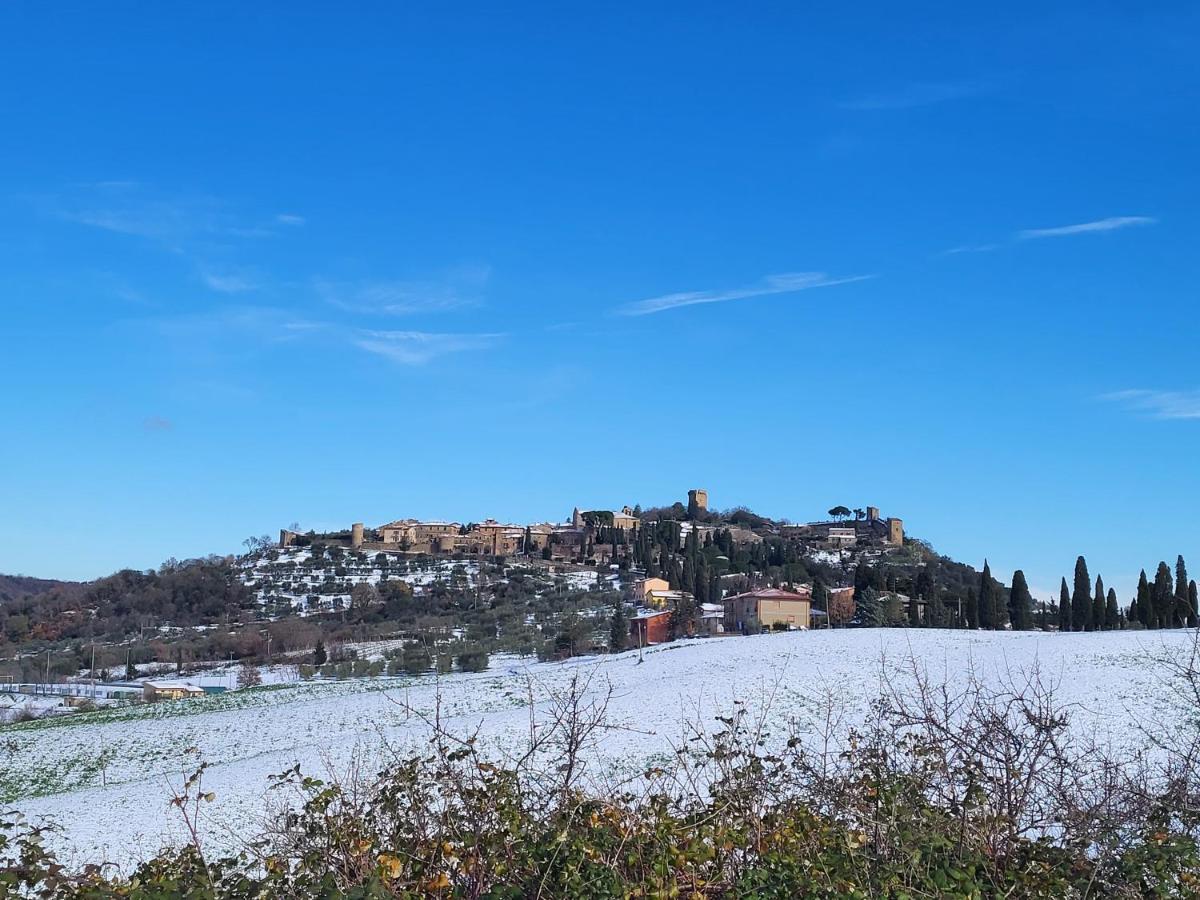 Апартаменты Casa Per L'Osticcio Vista Sulla Val D'Orcia Монтальчино Экстерьер фото