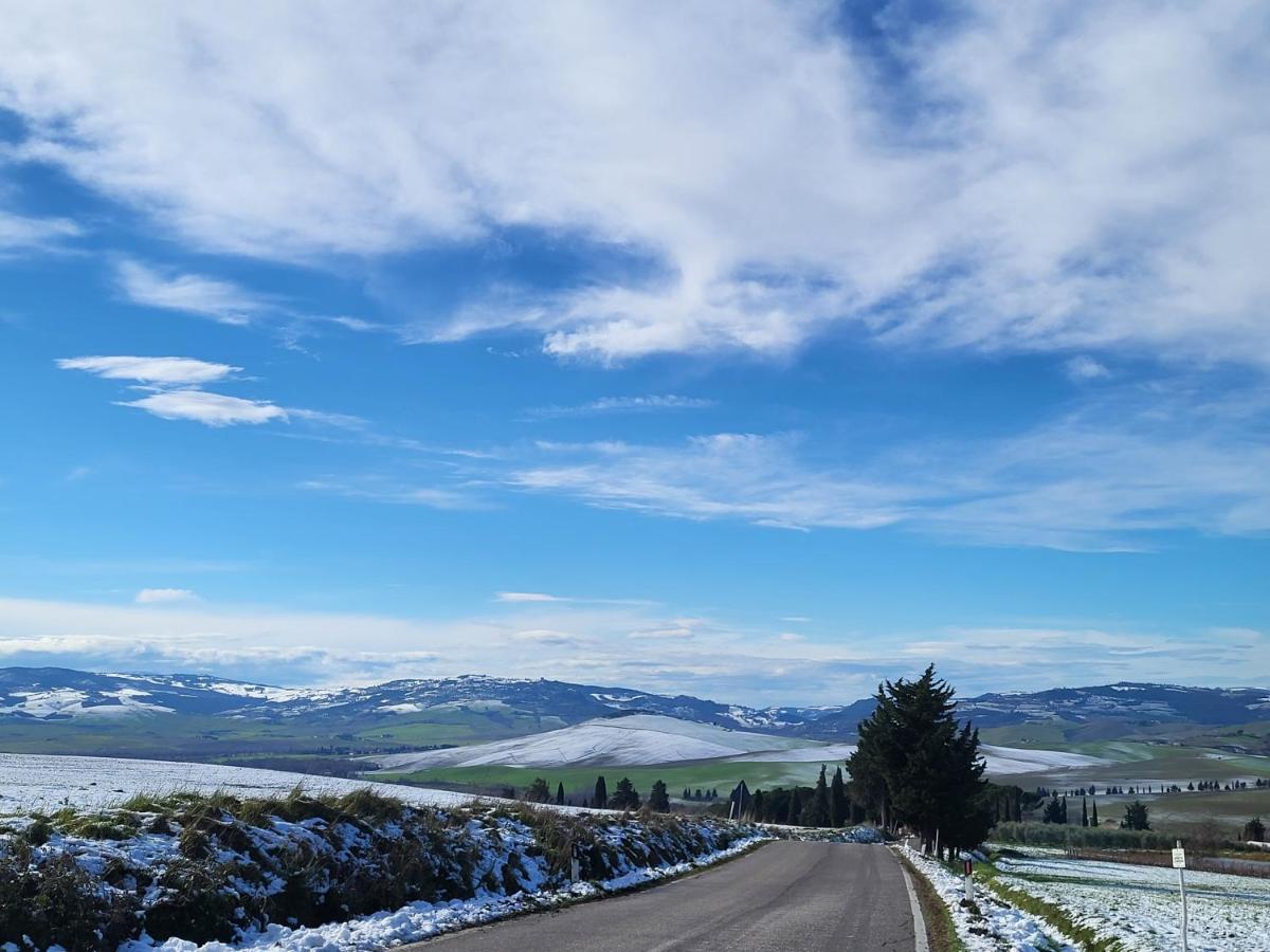 Апартаменты Casa Per L'Osticcio Vista Sulla Val D'Orcia Монтальчино Экстерьер фото